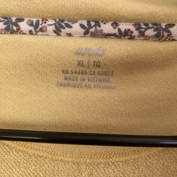 Aerie cropped zipper sweater - Picture 2 of 4